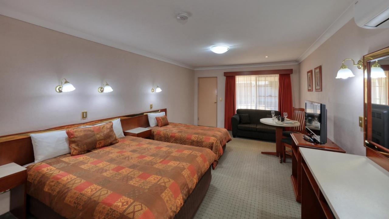 Southern Comfort Motor Inn Cootamundra Ngoại thất bức ảnh